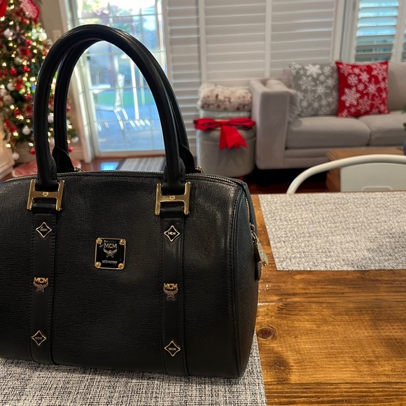 MCM Saffiano Leather Boston Bag Made in Korea - Picture 10 of 16